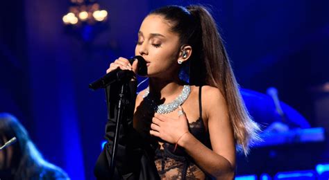 ariana grande nip slip|Ariana Grande Has Wardrobe Malfunction While Hosting SNL